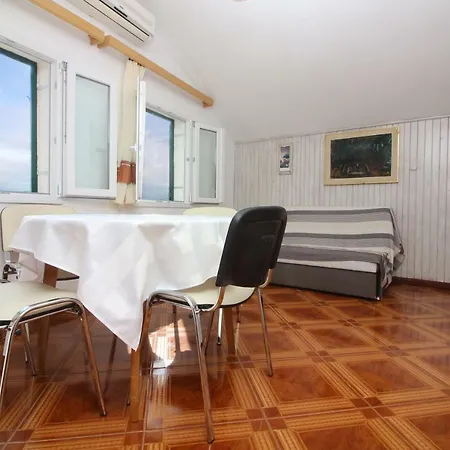 Toni Poce 프리모스턴