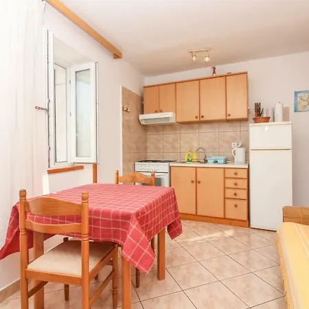 Apartment Toni Poce Primosten