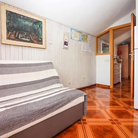 Apartment Toni Poce Primosten