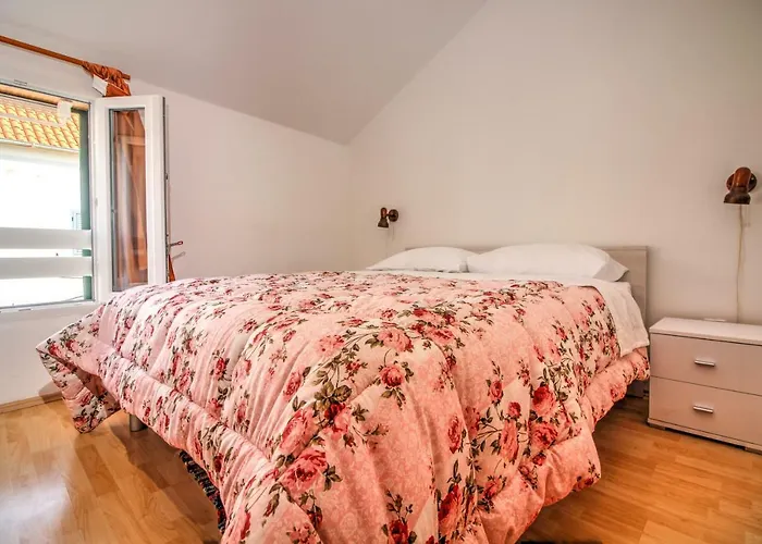 Toni Poce * 프리모스턴